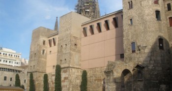 MURALLA ROMANA EN LA CIUDAD CONDAL